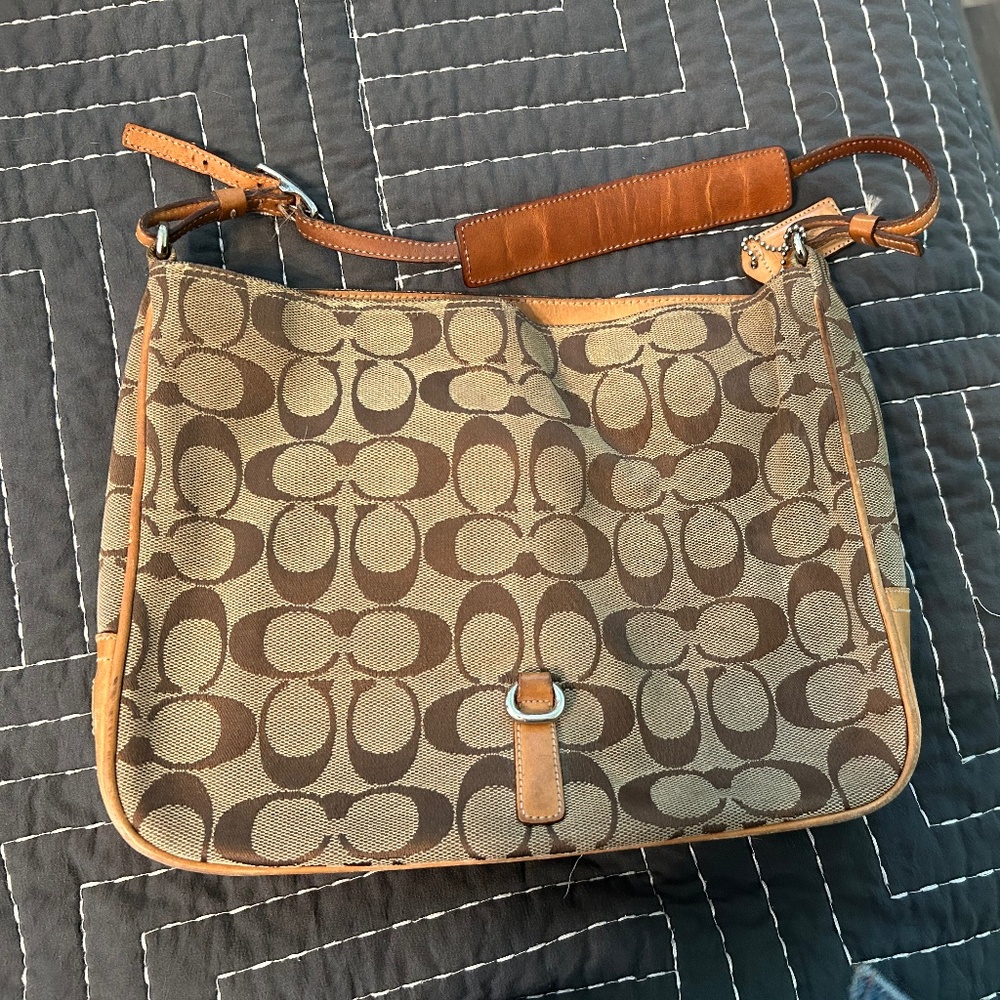 Shoulder bag